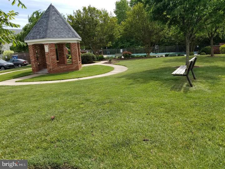 MONTPELIER VILLAGE - Residential Lease