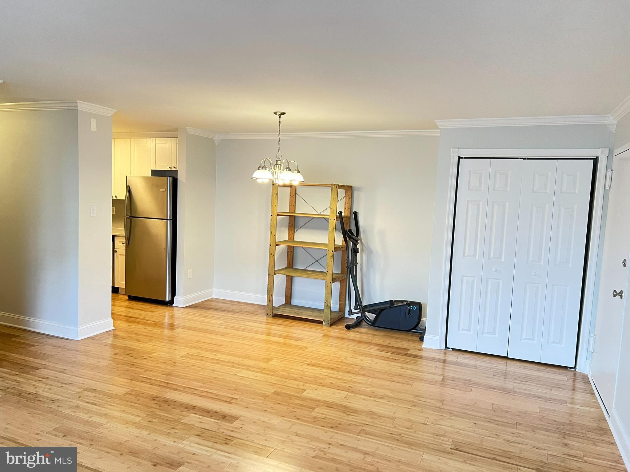 MONTPELIER VILLAGE - Residential Lease