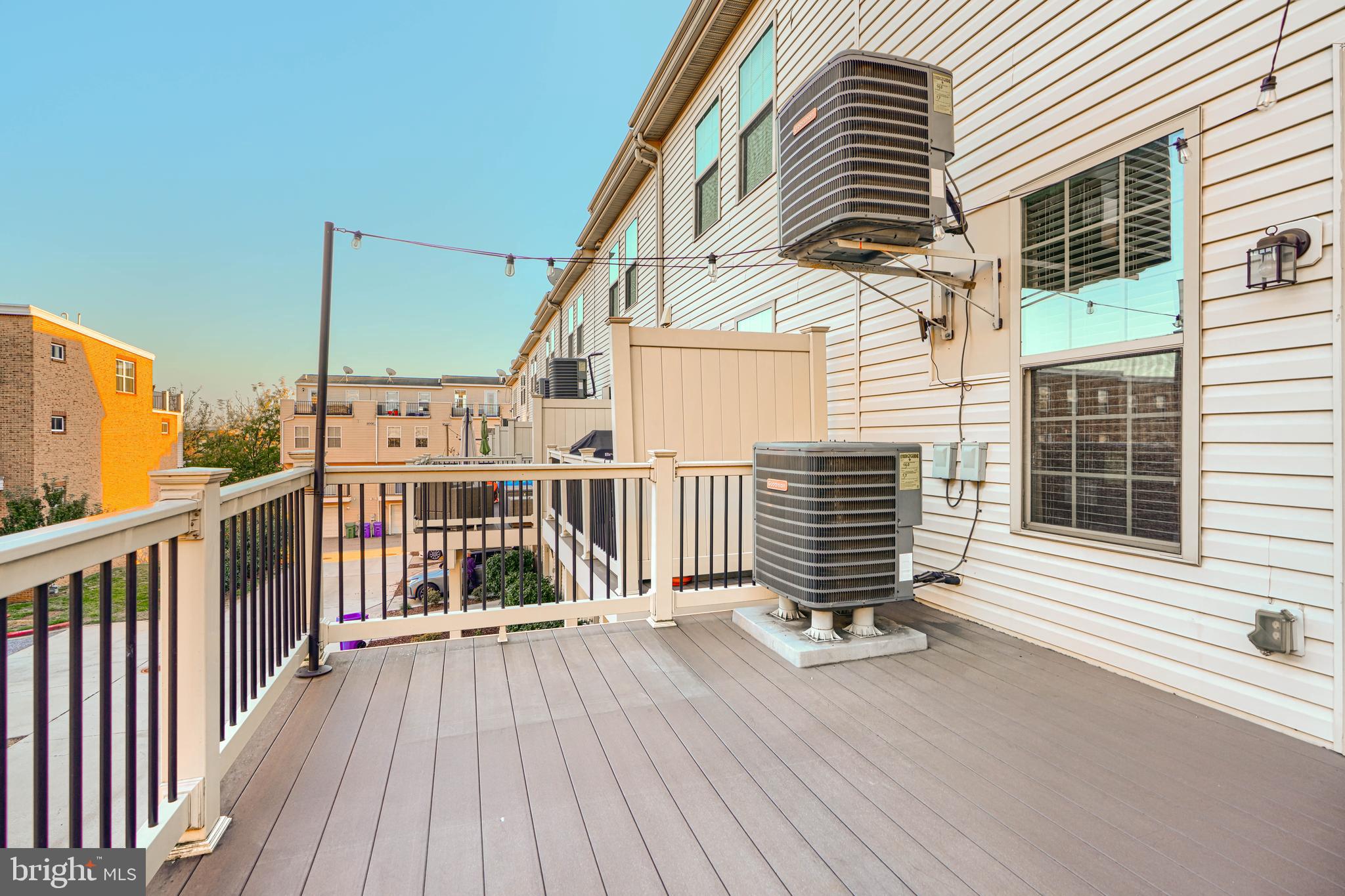 O'DONNELL SQUARE - Residential
