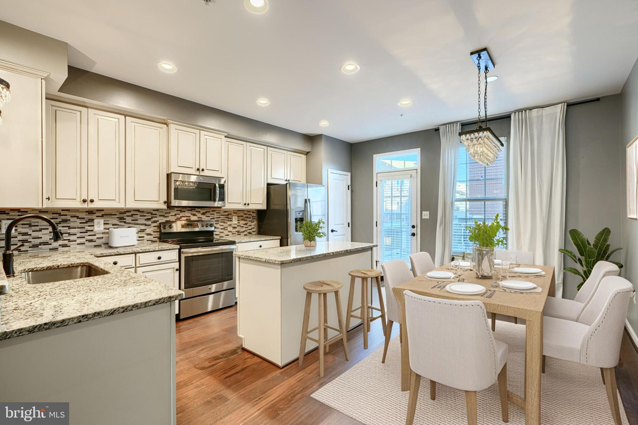 O'DONNELL SQUARE - Residential