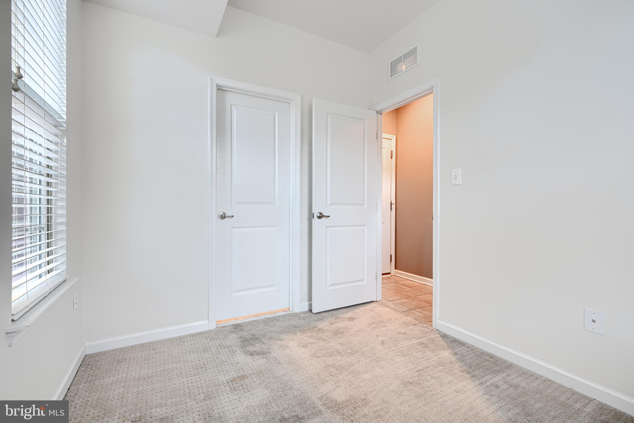 O'DONNELL SQUARE - Residential