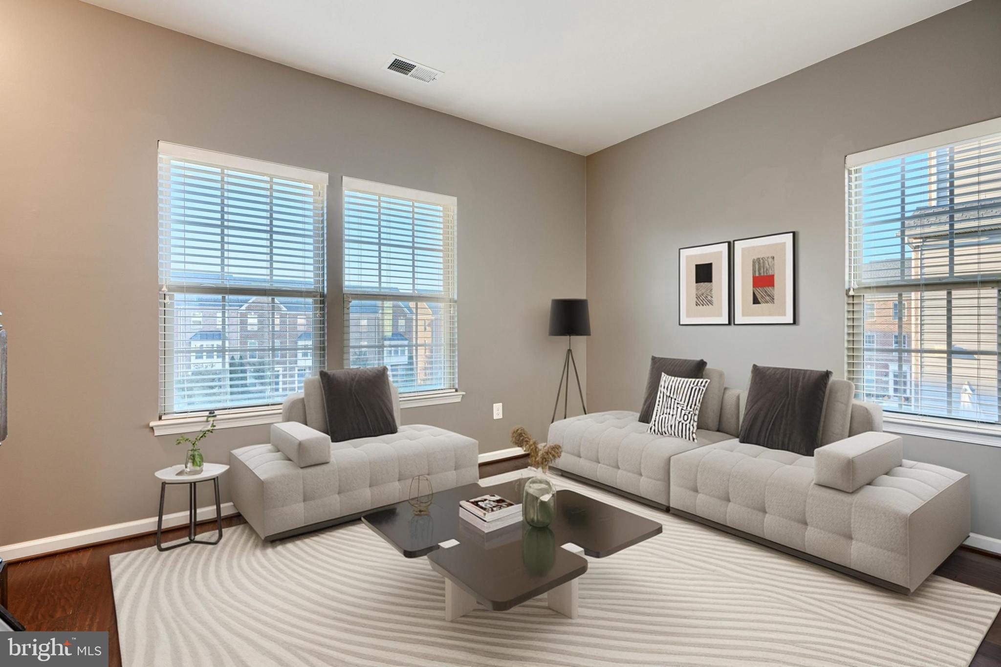 O'DONNELL SQUARE - Residential