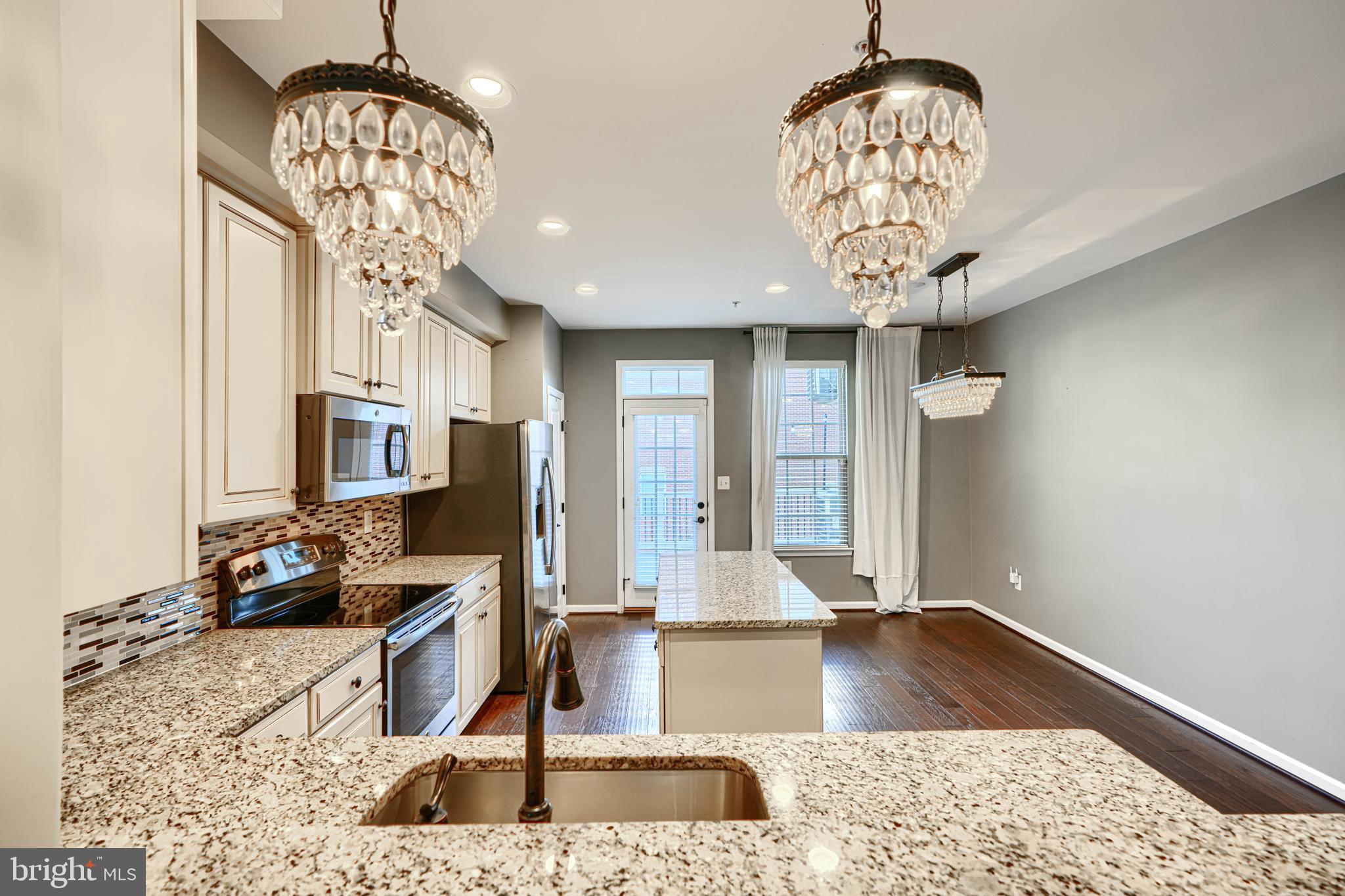 O'DONNELL SQUARE - Residential