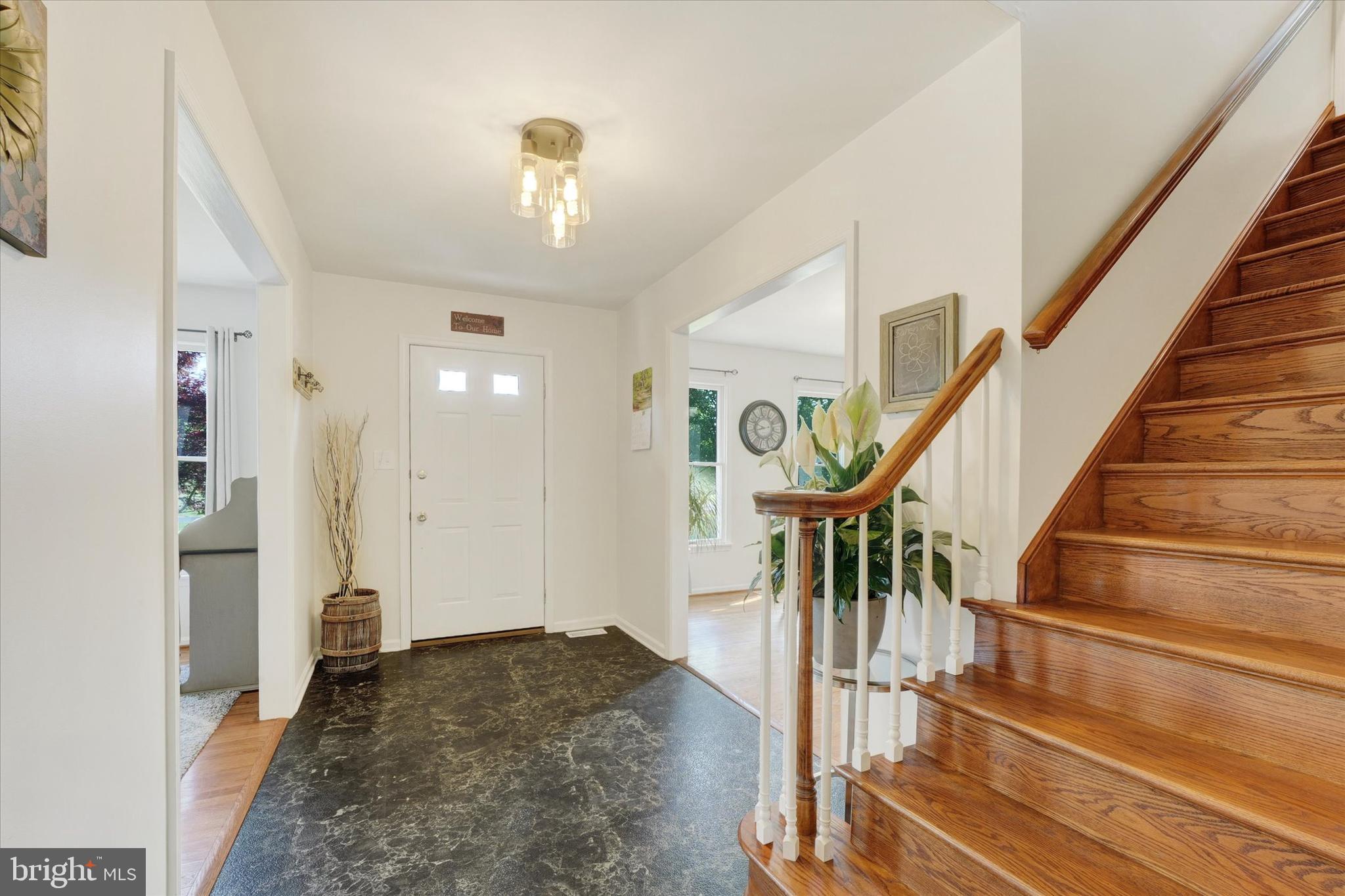 STRAWBERRY HILL - Residential