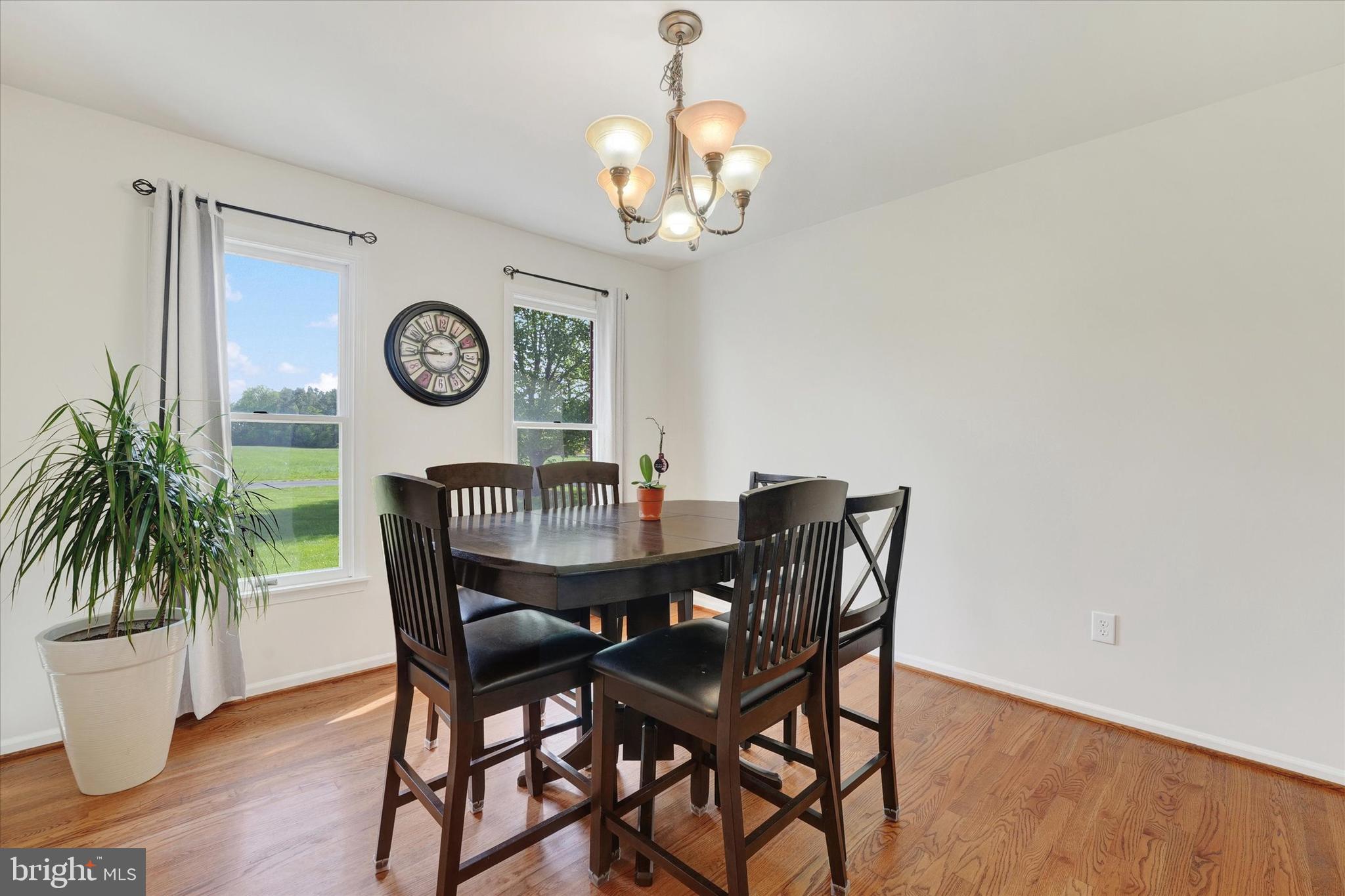 STRAWBERRY HILL - Residential