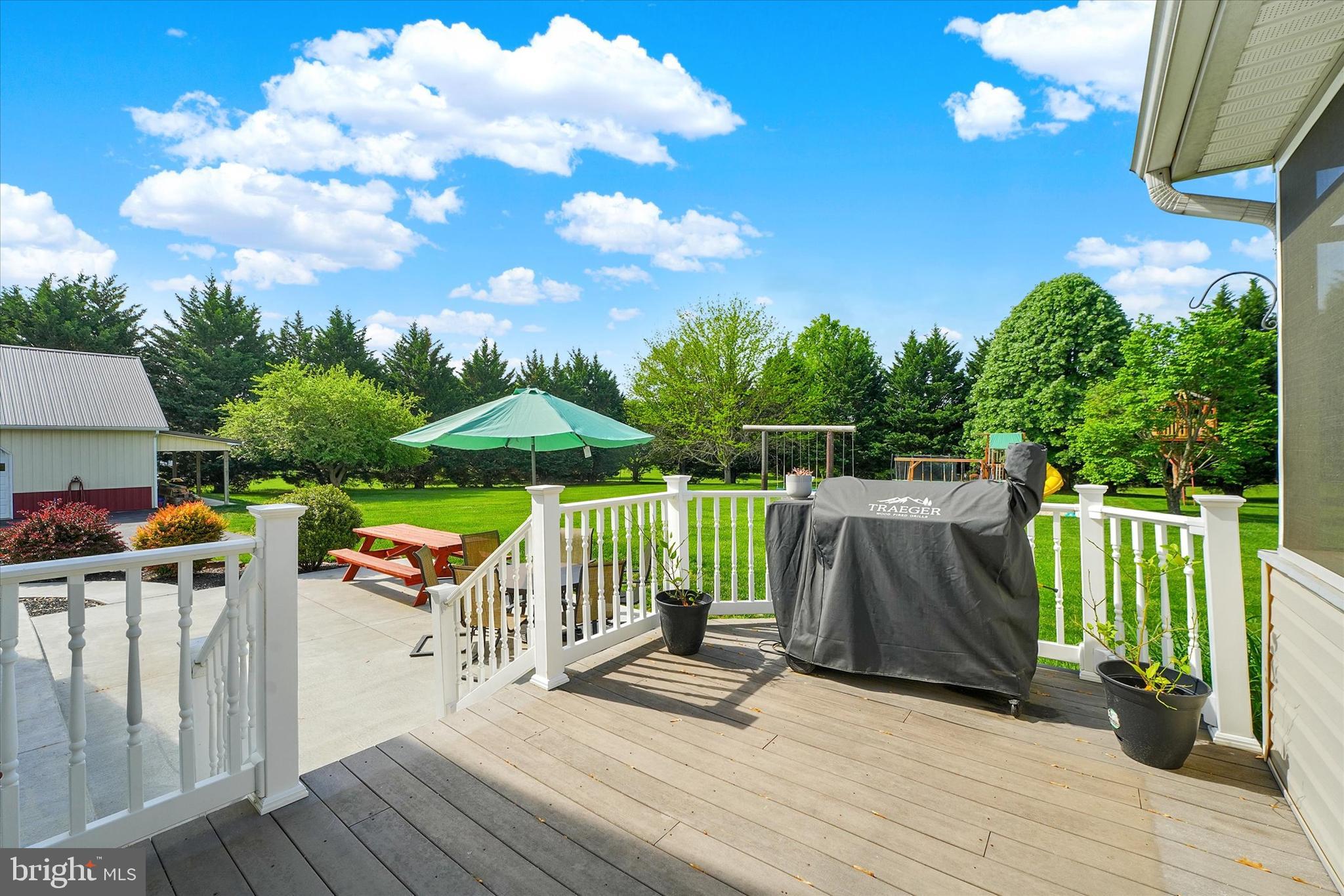 STRAWBERRY HILL - Residential