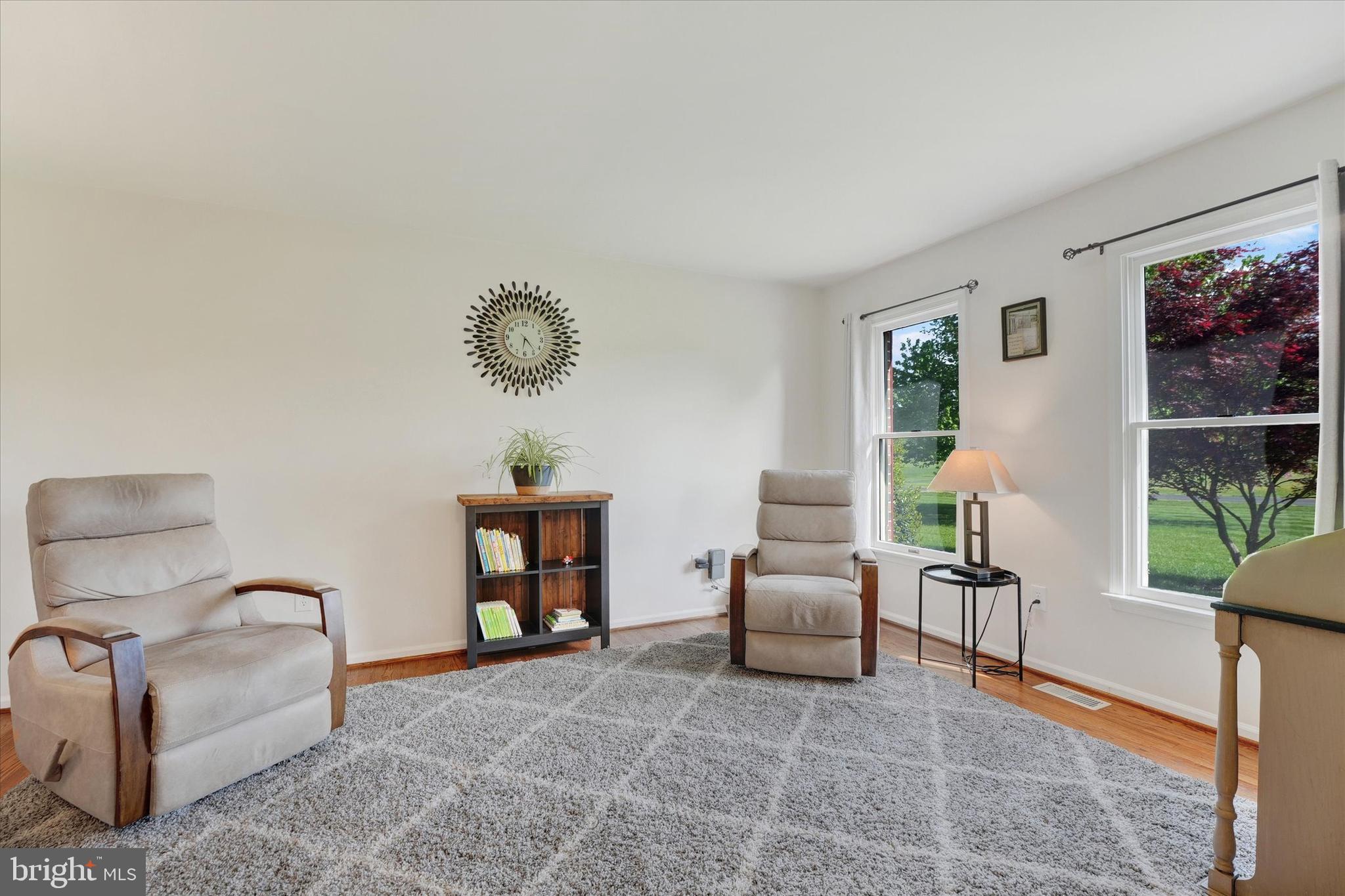 STRAWBERRY HILL - Residential