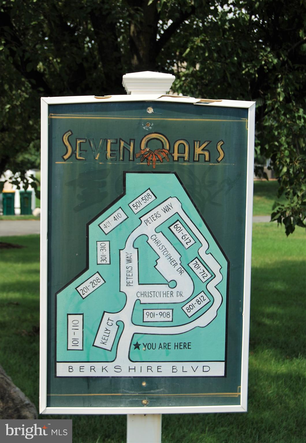 SEVEN OAKS - Residential