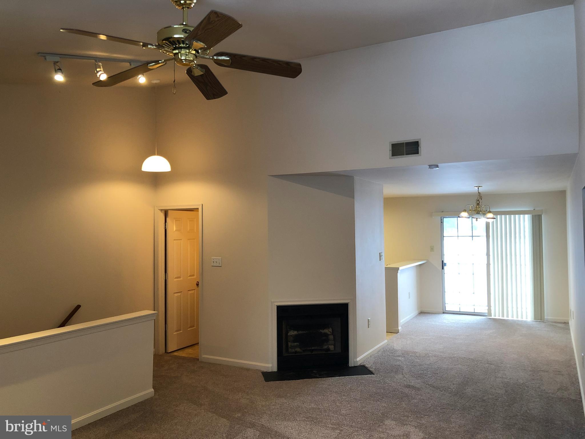 SEVEN OAKS - Residential