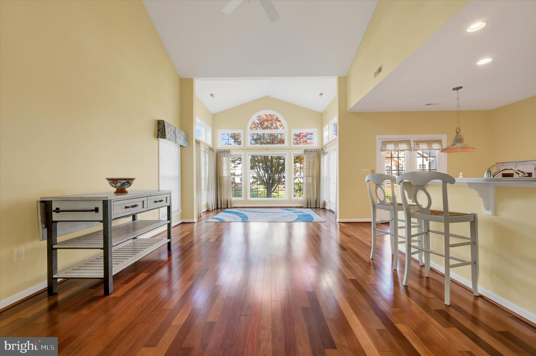 SYMPHONY VILLAGE AT CENTREVILLE - Residential