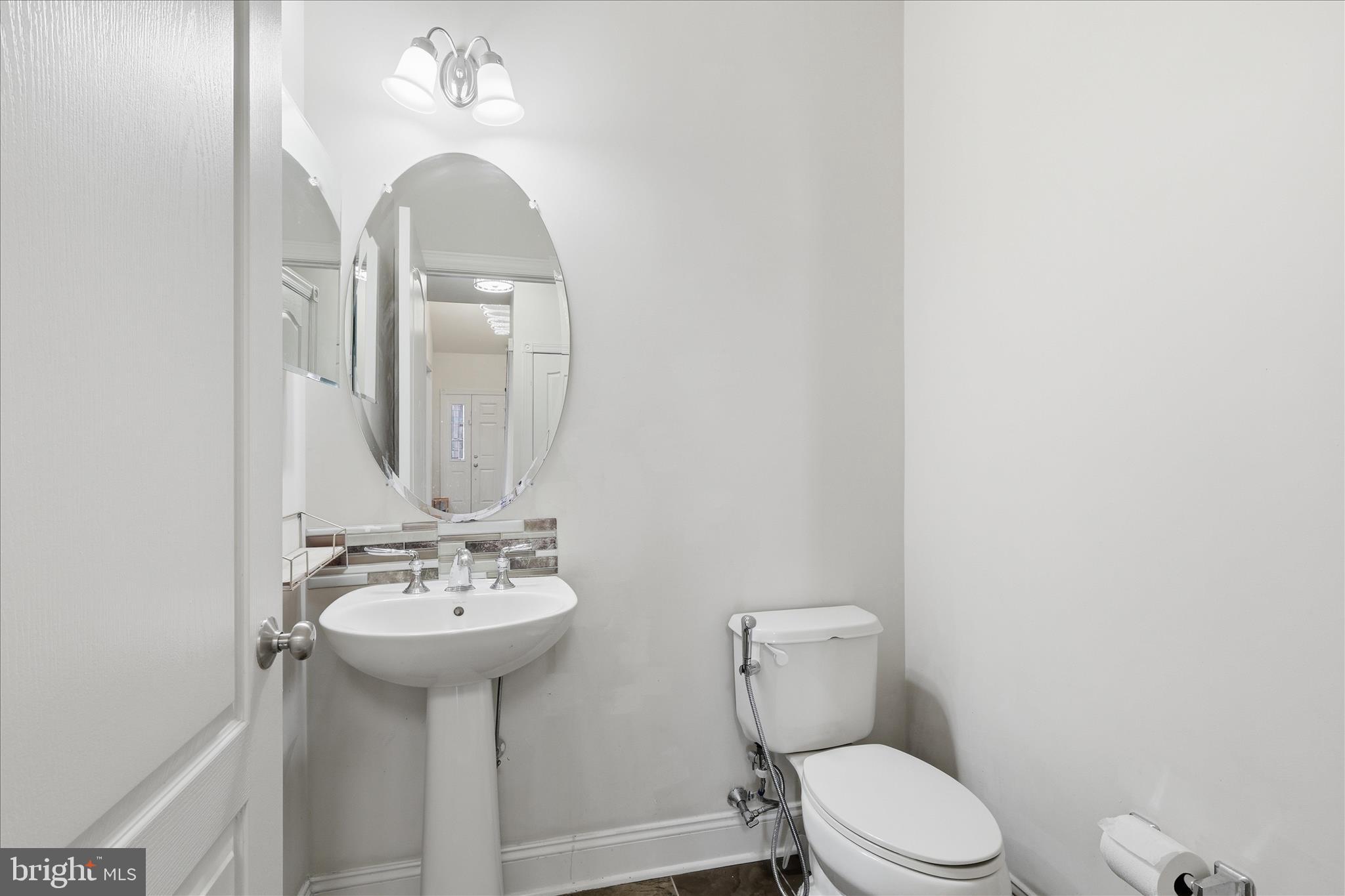 LOUDOUN VALLEY ESTATES 2 - Residential Lease