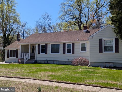 708 ROBERTS AVENUE LINDENWOLD NJ 08021