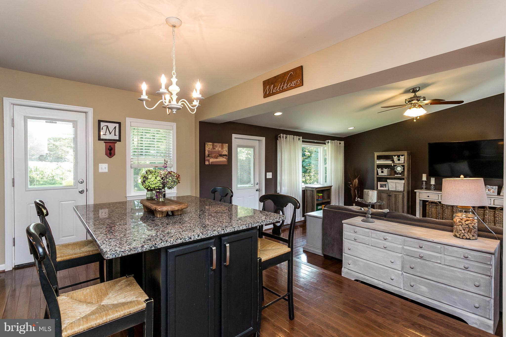 KINGSVILLE - Residential