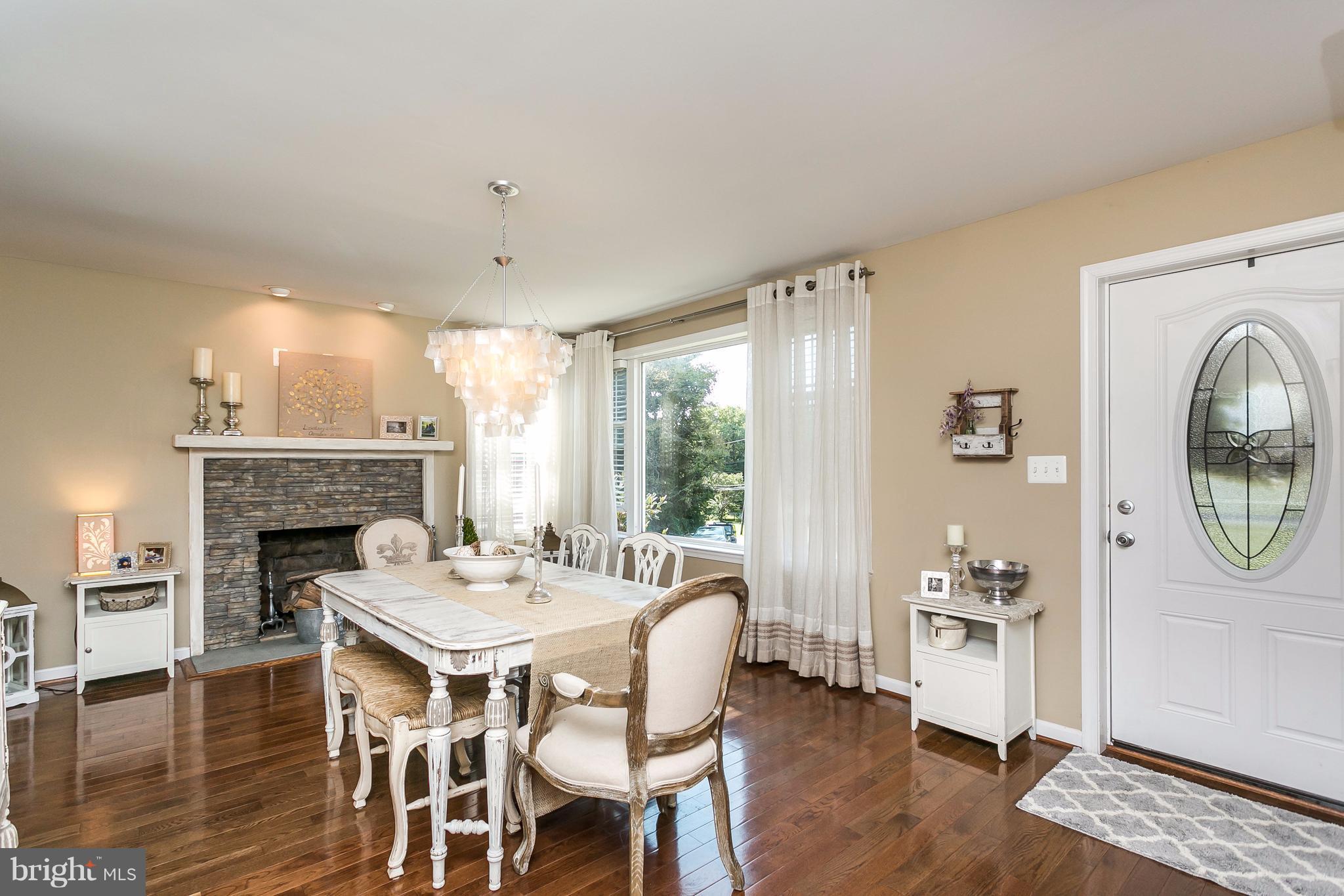 KINGSVILLE - Residential