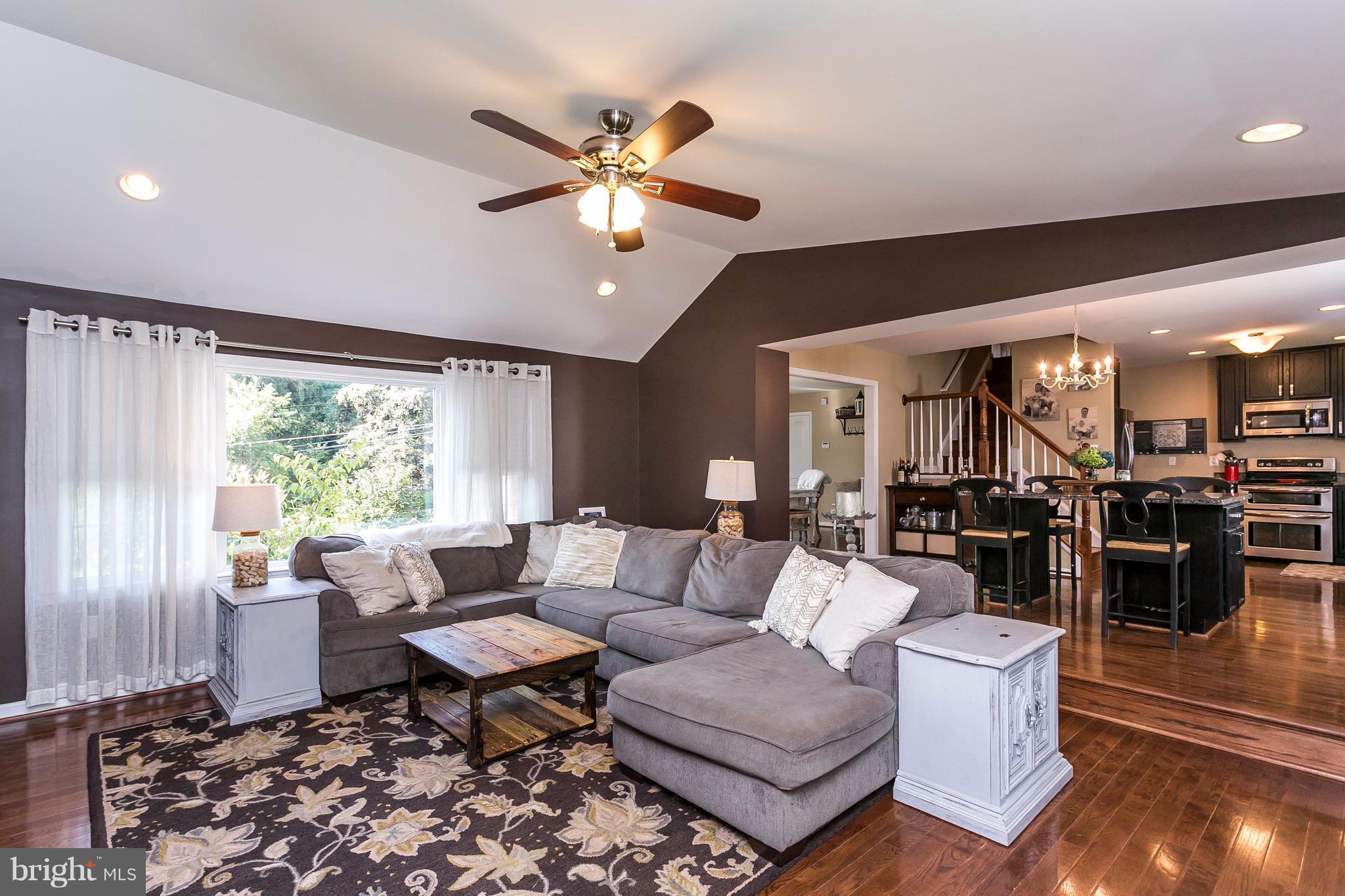 KINGSVILLE - Residential