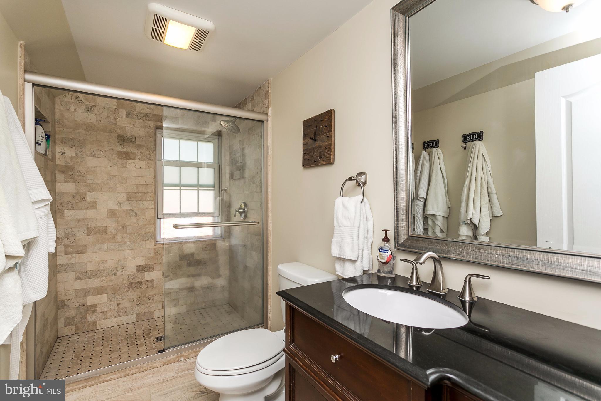 KINGSVILLE - Residential