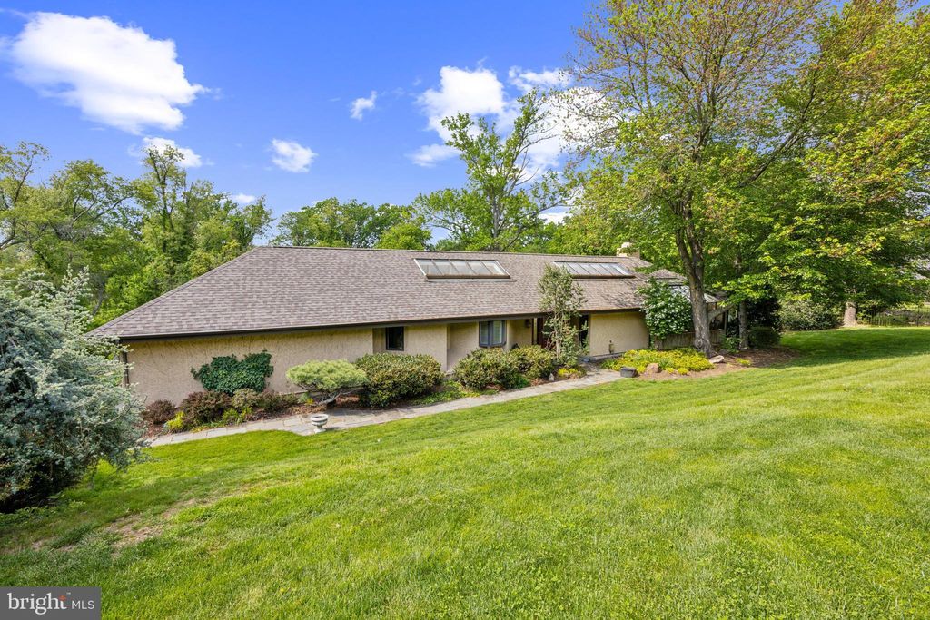 Photo of 745 Germantown Pike, LAFAYETTE HILL, PA 19444 (MLS # PAMC2154302)