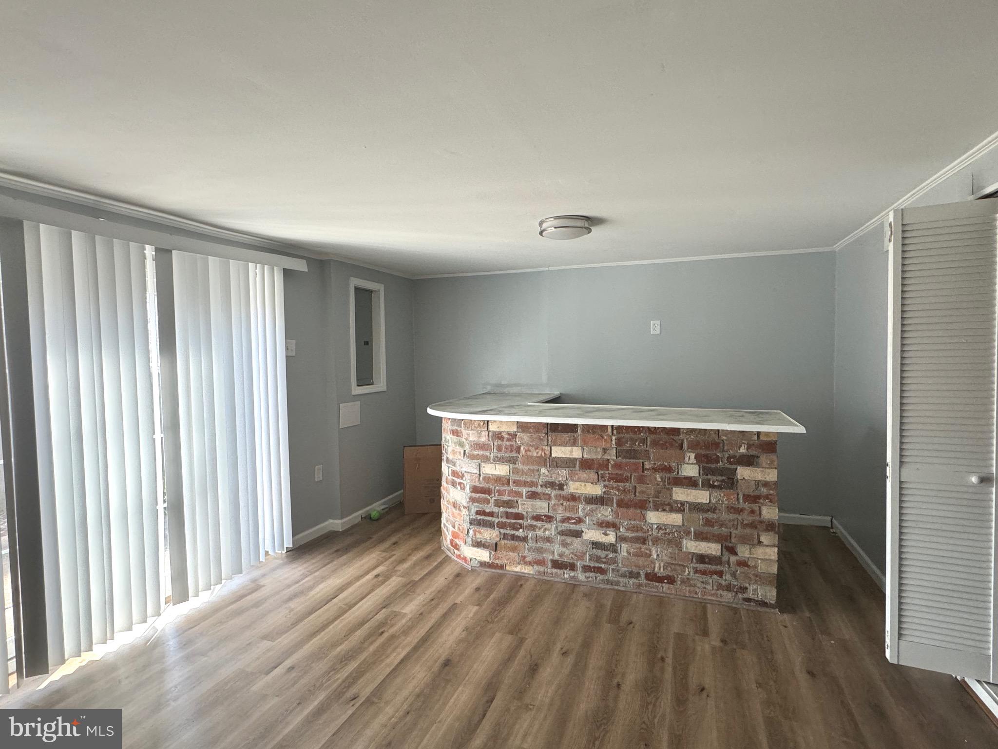 PRINCE PL AT NORTHAMPTOM - Residential Lease