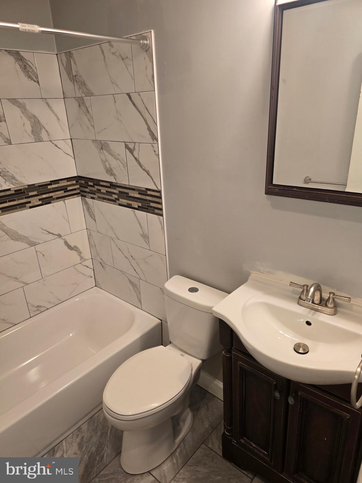 PRINCE PL AT NORTHAMPTOM - Residential Lease