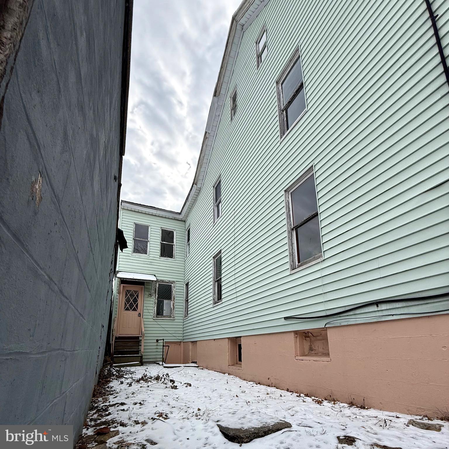 MOUNT CARMEL BOROUGH - Residential