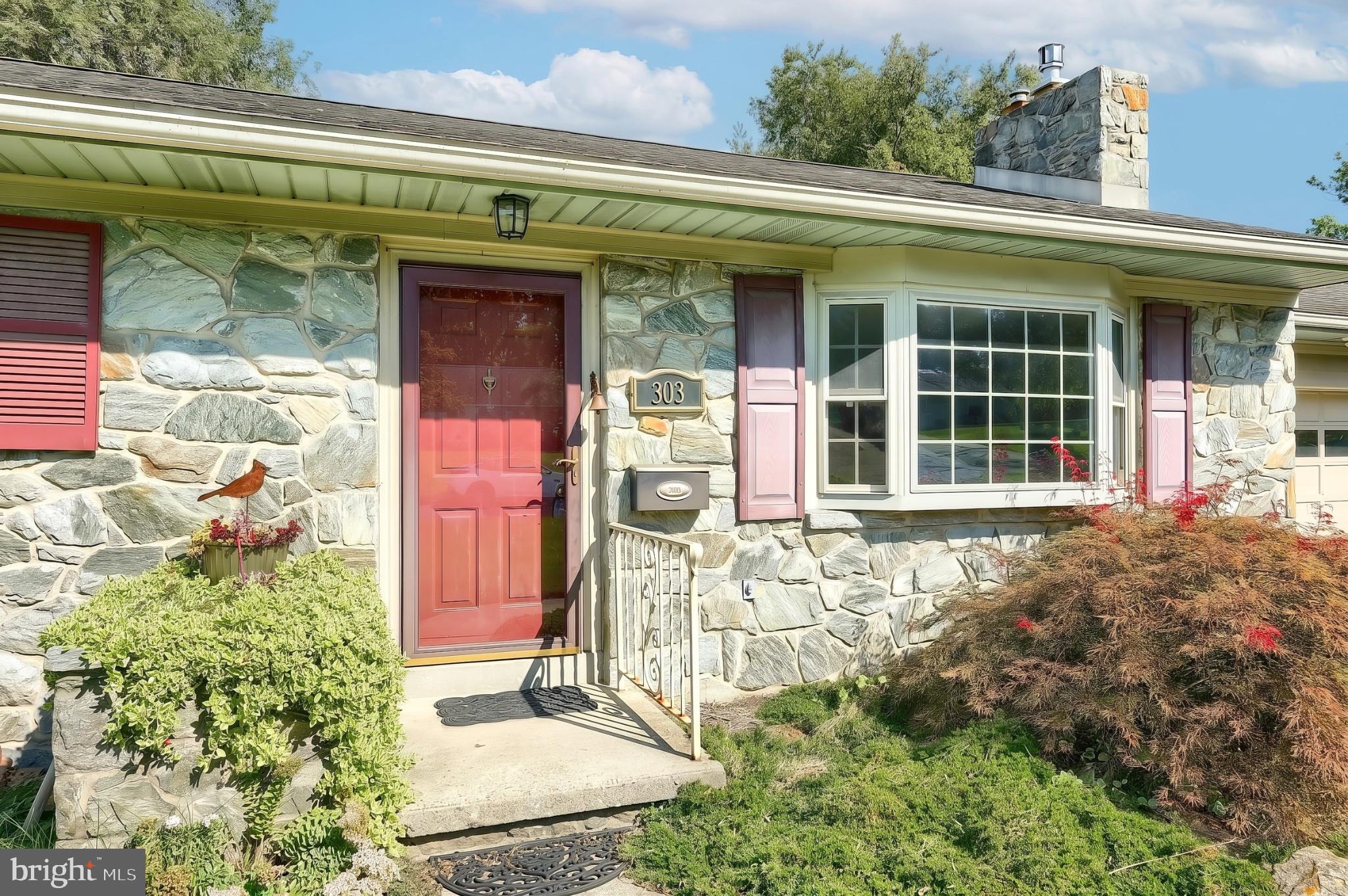 303 ROLLING TERRACE