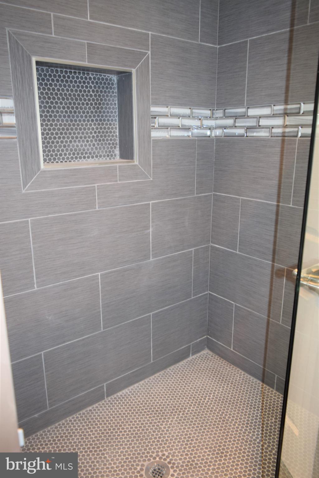 LAKE POINTE AT TOWN CENTER - Residential