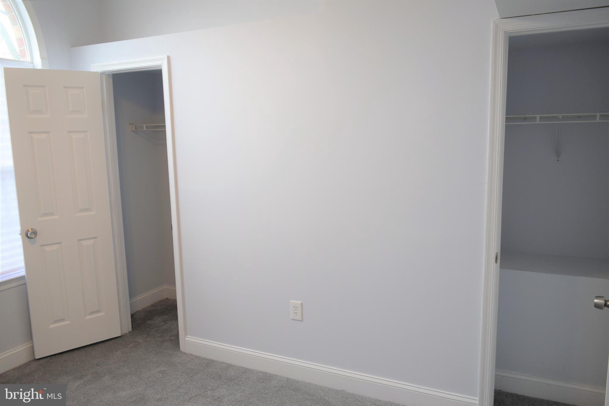 LAKE POINTE AT TOWN CENTER - Residential