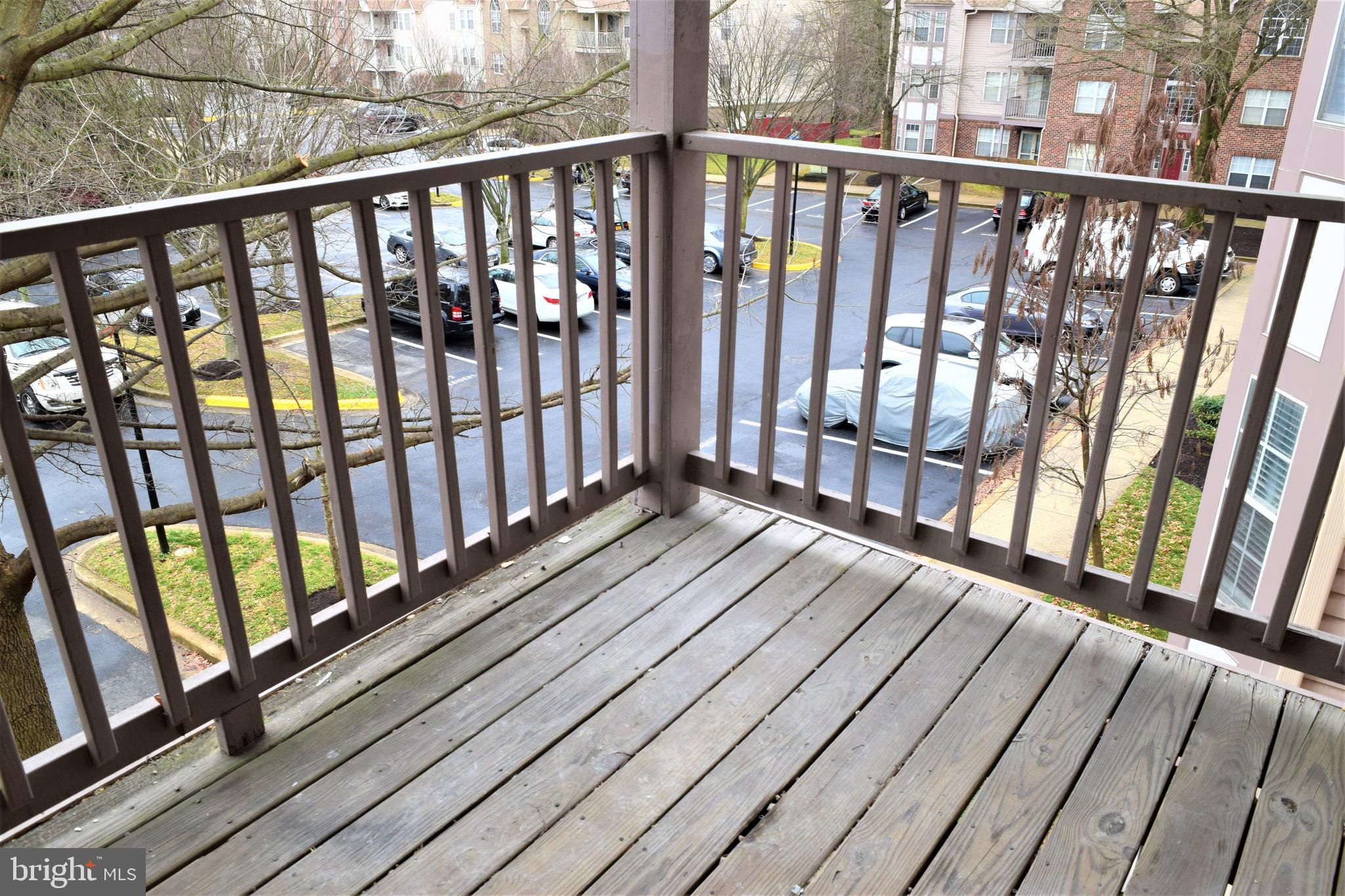 LAKE POINTE AT TOWN CENTER - Residential