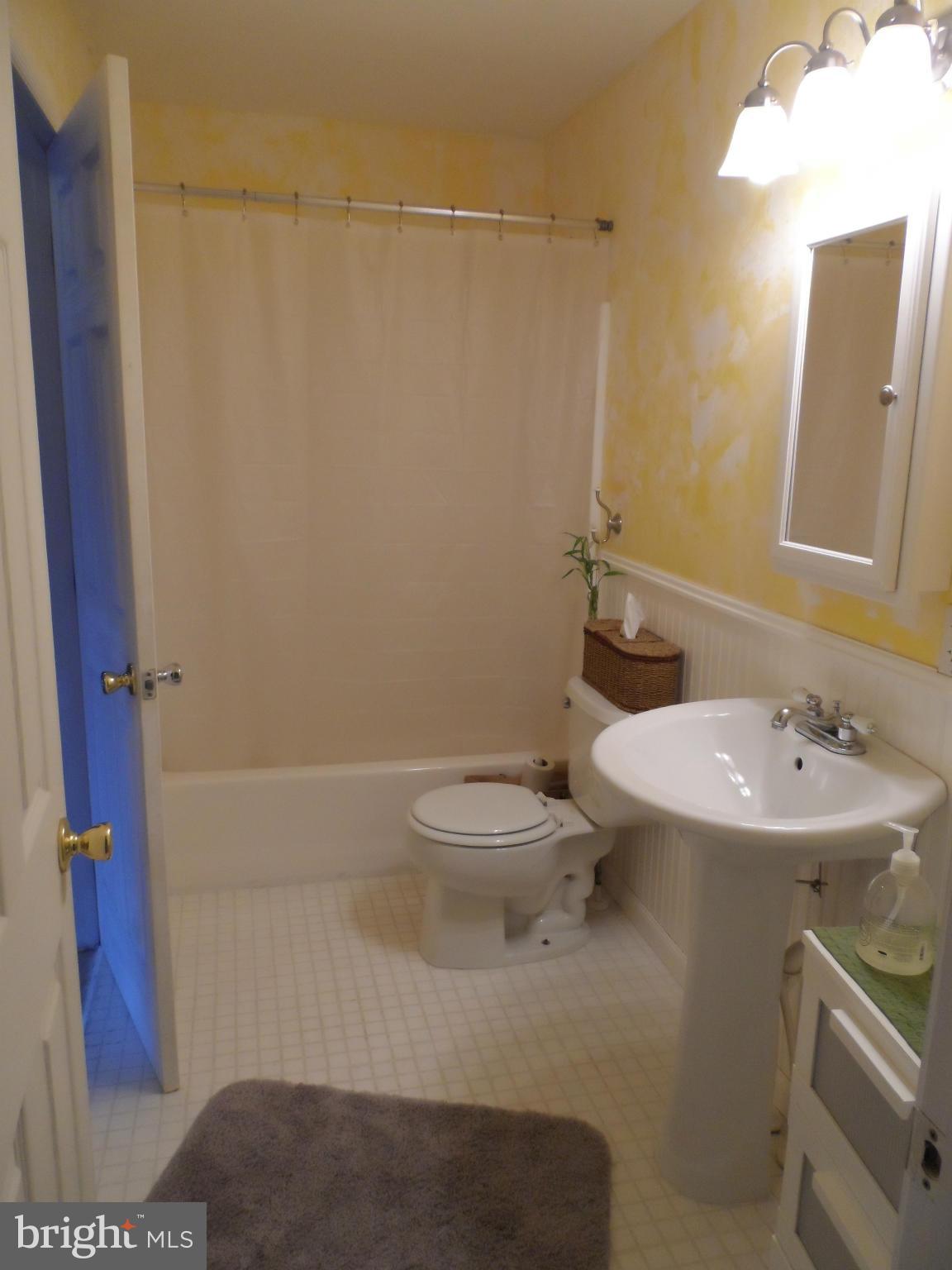 PERSIMMON CREEK - Residential