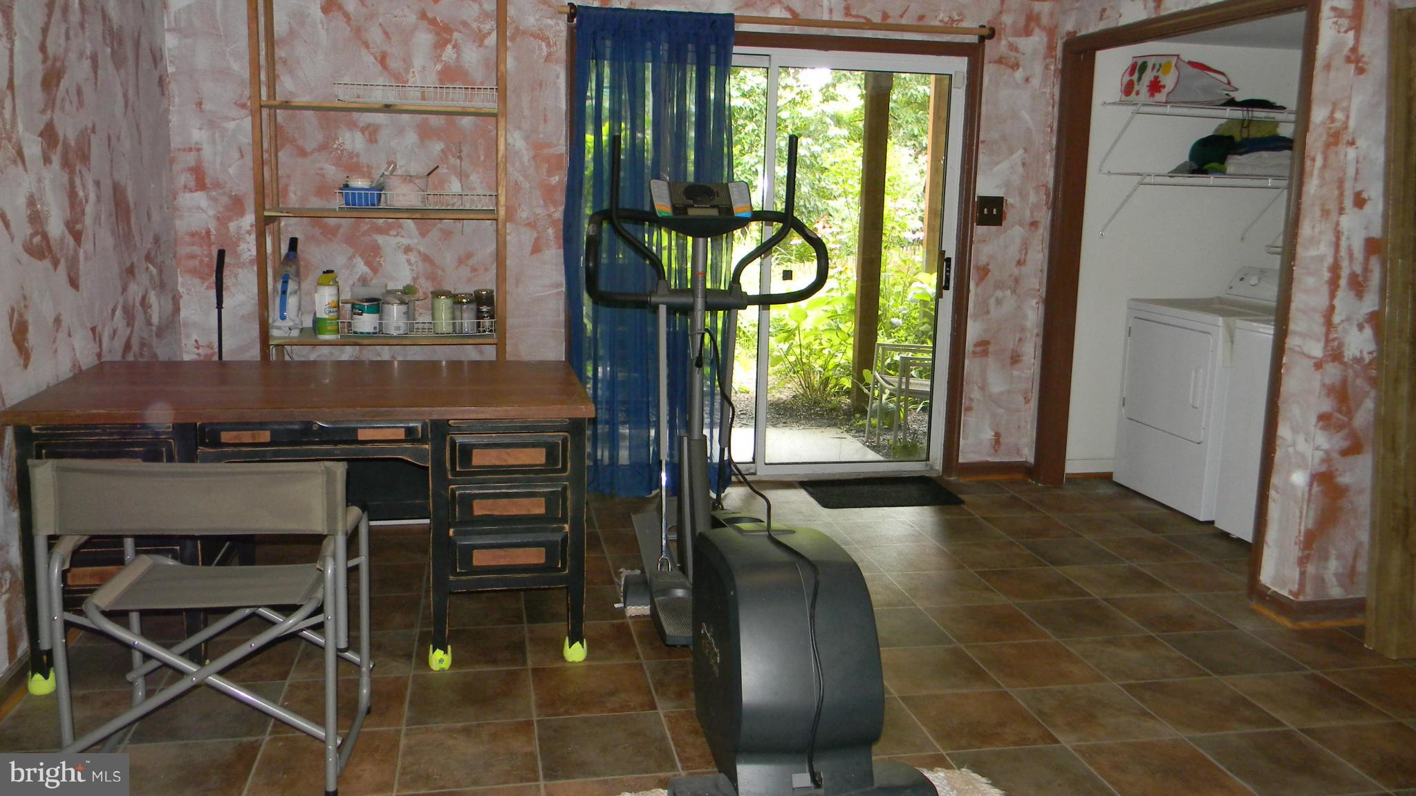 PERSIMMON CREEK - Residential