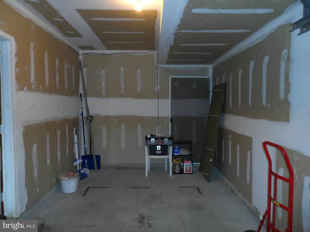 PERSIMMON CREEK - Residential