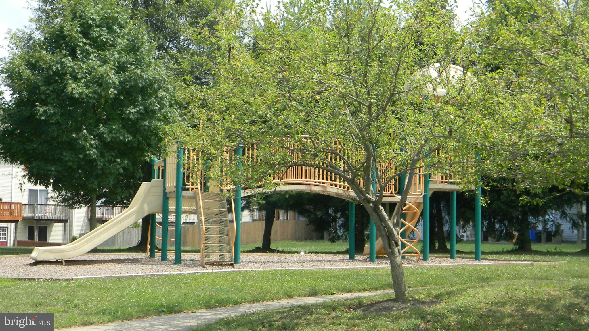 PERSIMMON CREEK - Residential