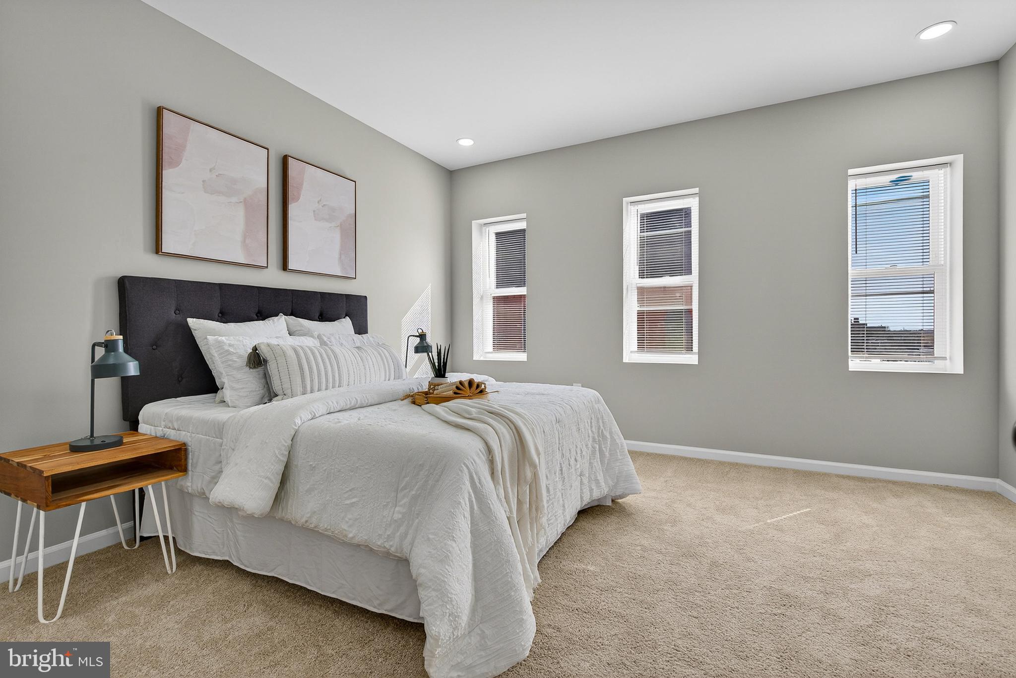 SANDTOWN-WINCHESTER - Residential