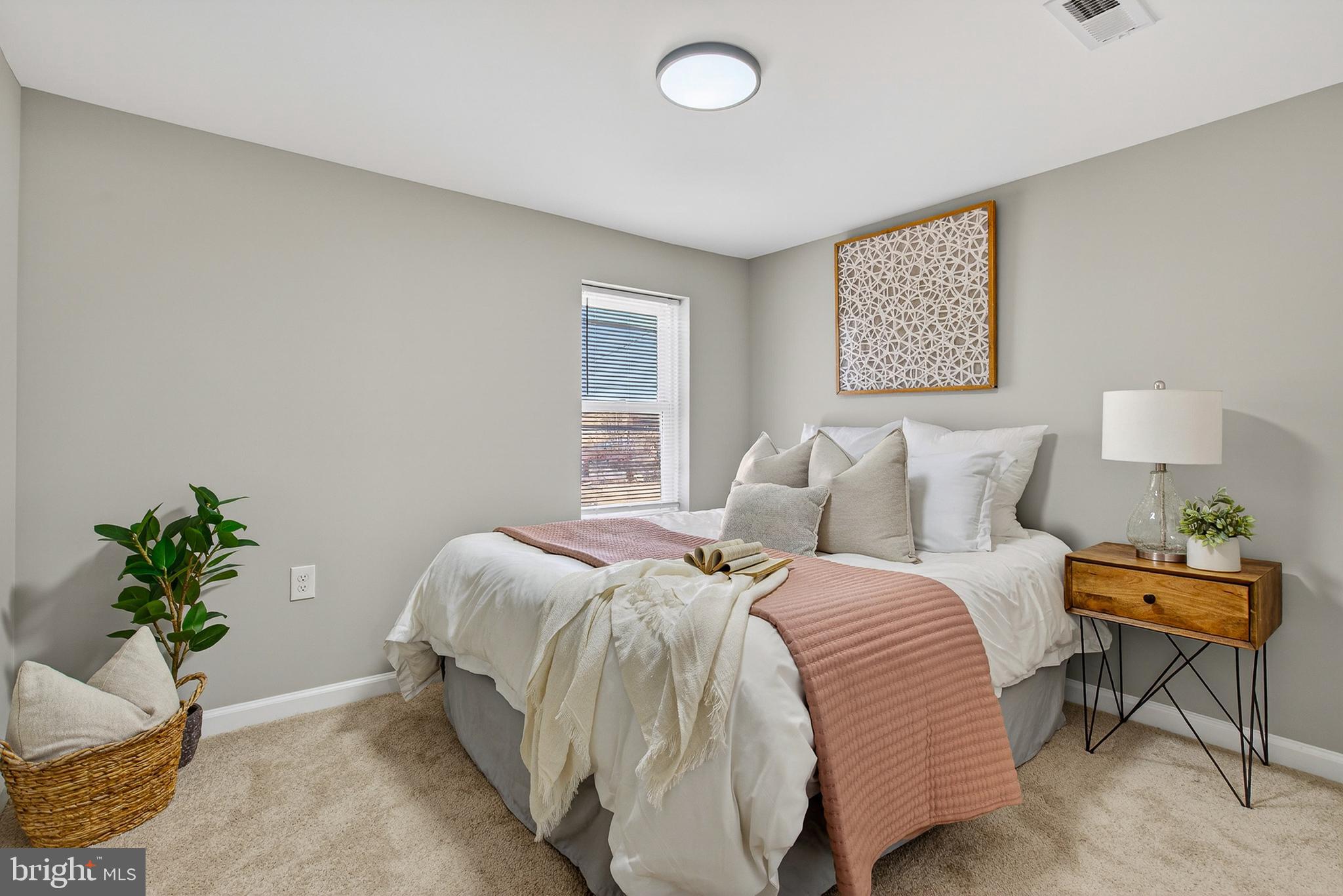 SANDTOWN-WINCHESTER - Residential