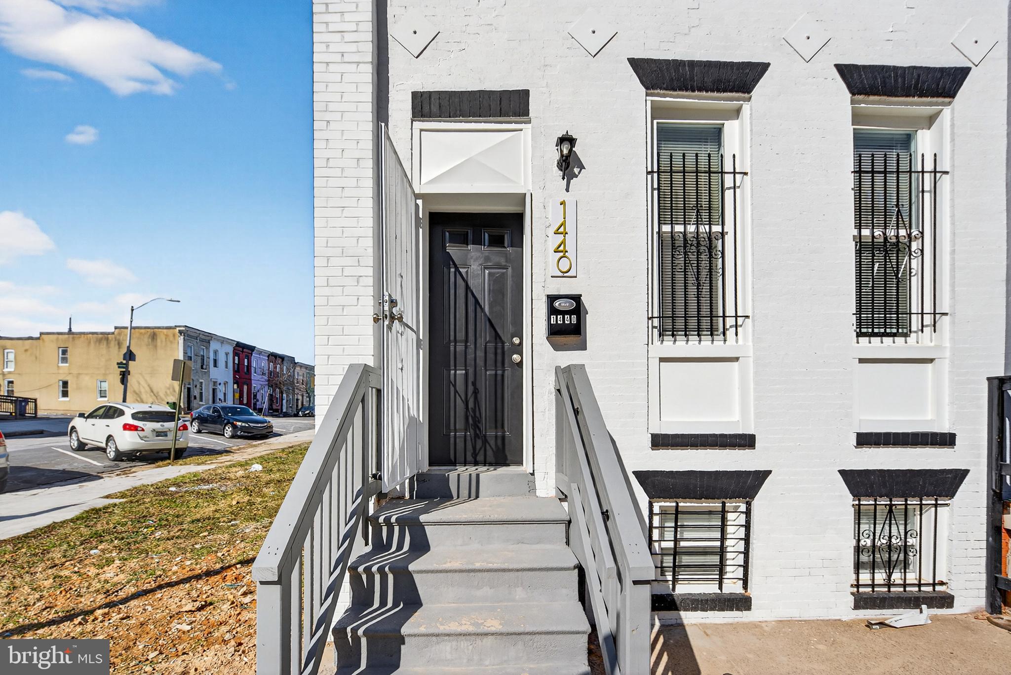 SANDTOWN-WINCHESTER - Residential