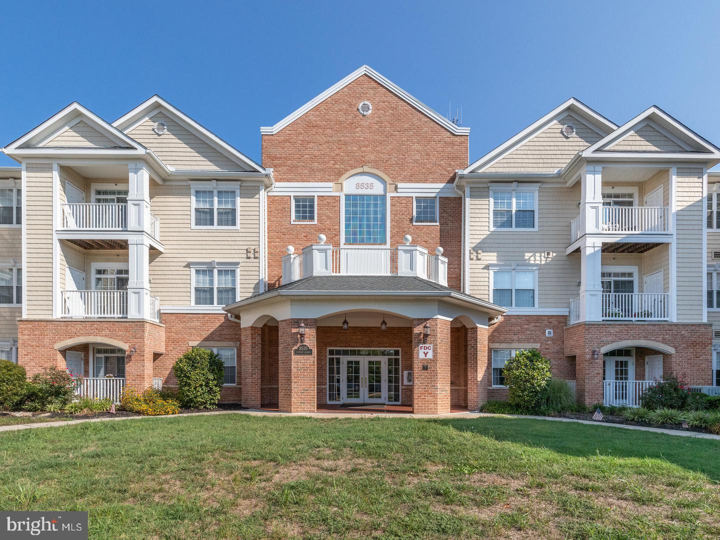 SEVERNA PARK GATEWAY VILLAGE - Residential