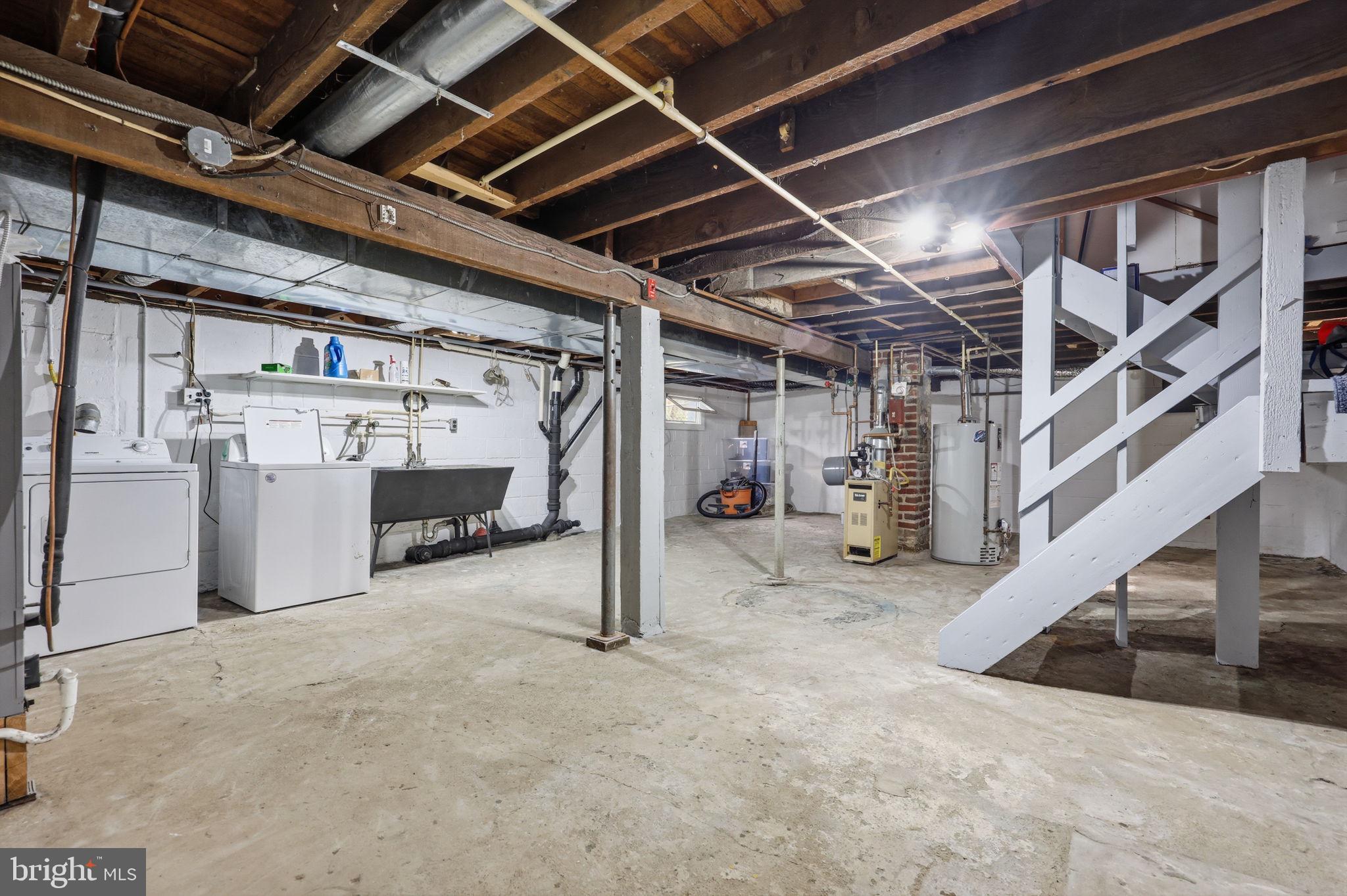 WILLOW WOODS - Residential