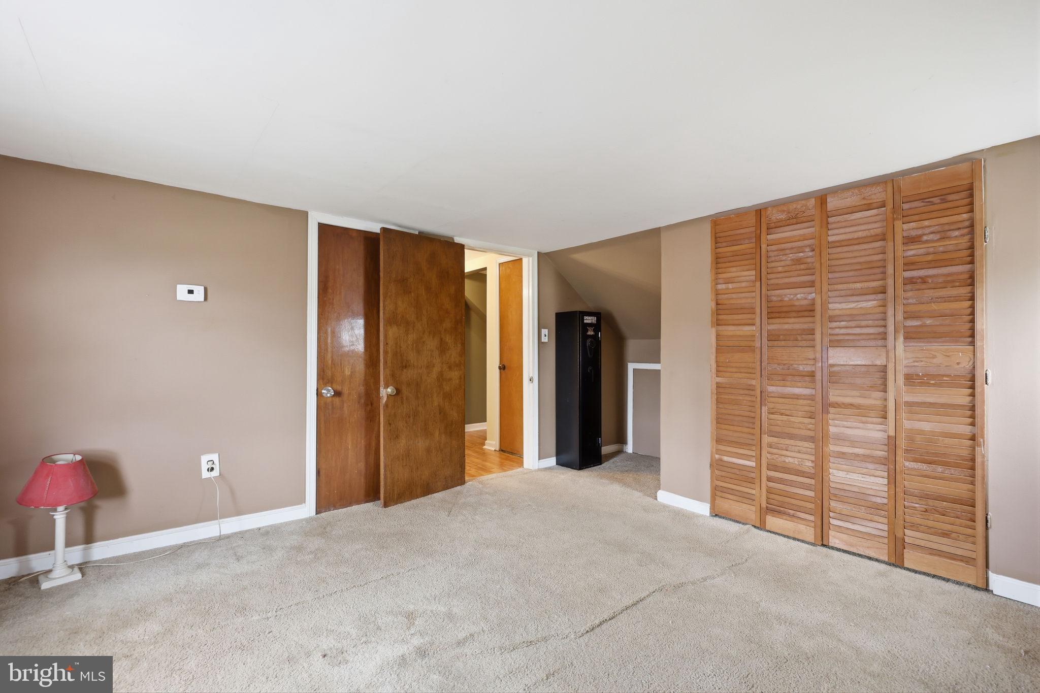 WILLOW WOODS - Residential