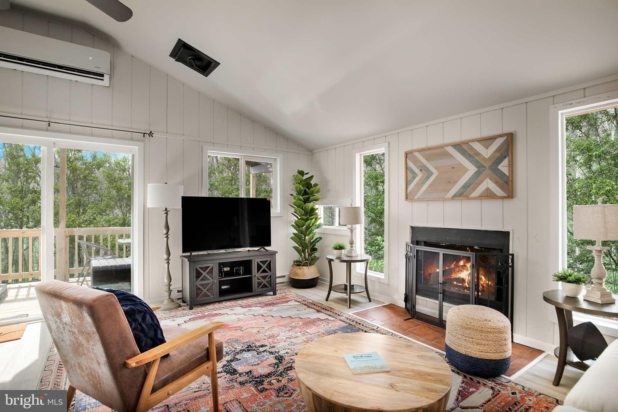 142 RAVENSFOOT TRAIL