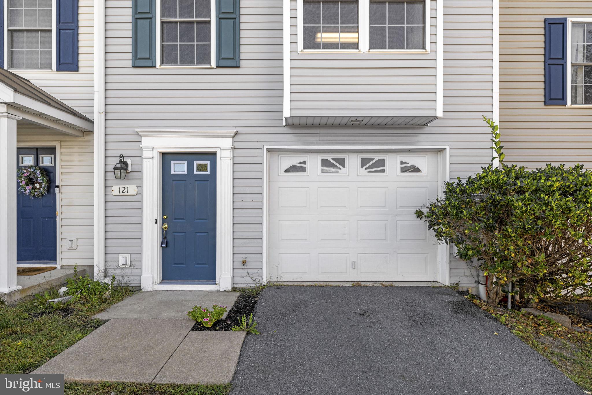 121 LIGHTHOUSE LANE