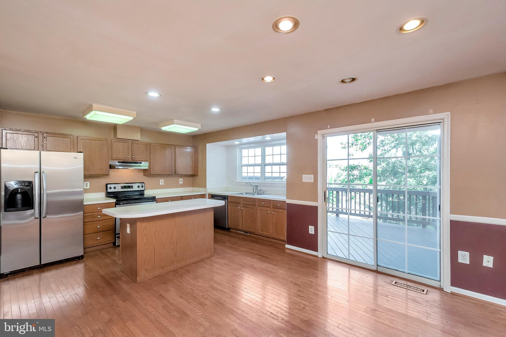 GUNSTON CORNER - Residential