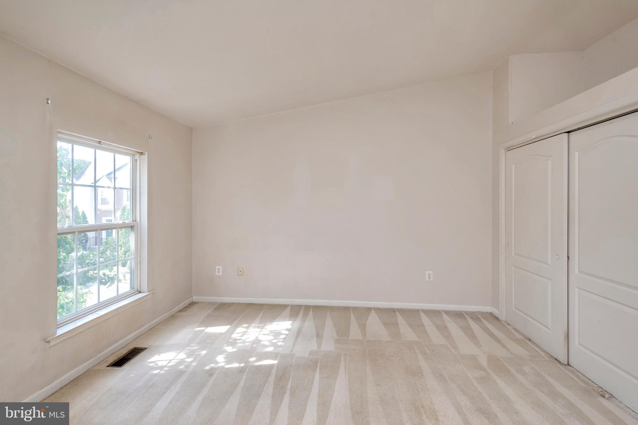 GUNSTON CORNER - Residential