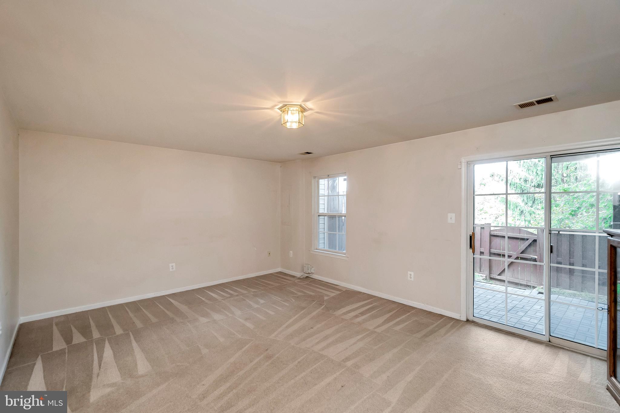 GUNSTON CORNER - Residential