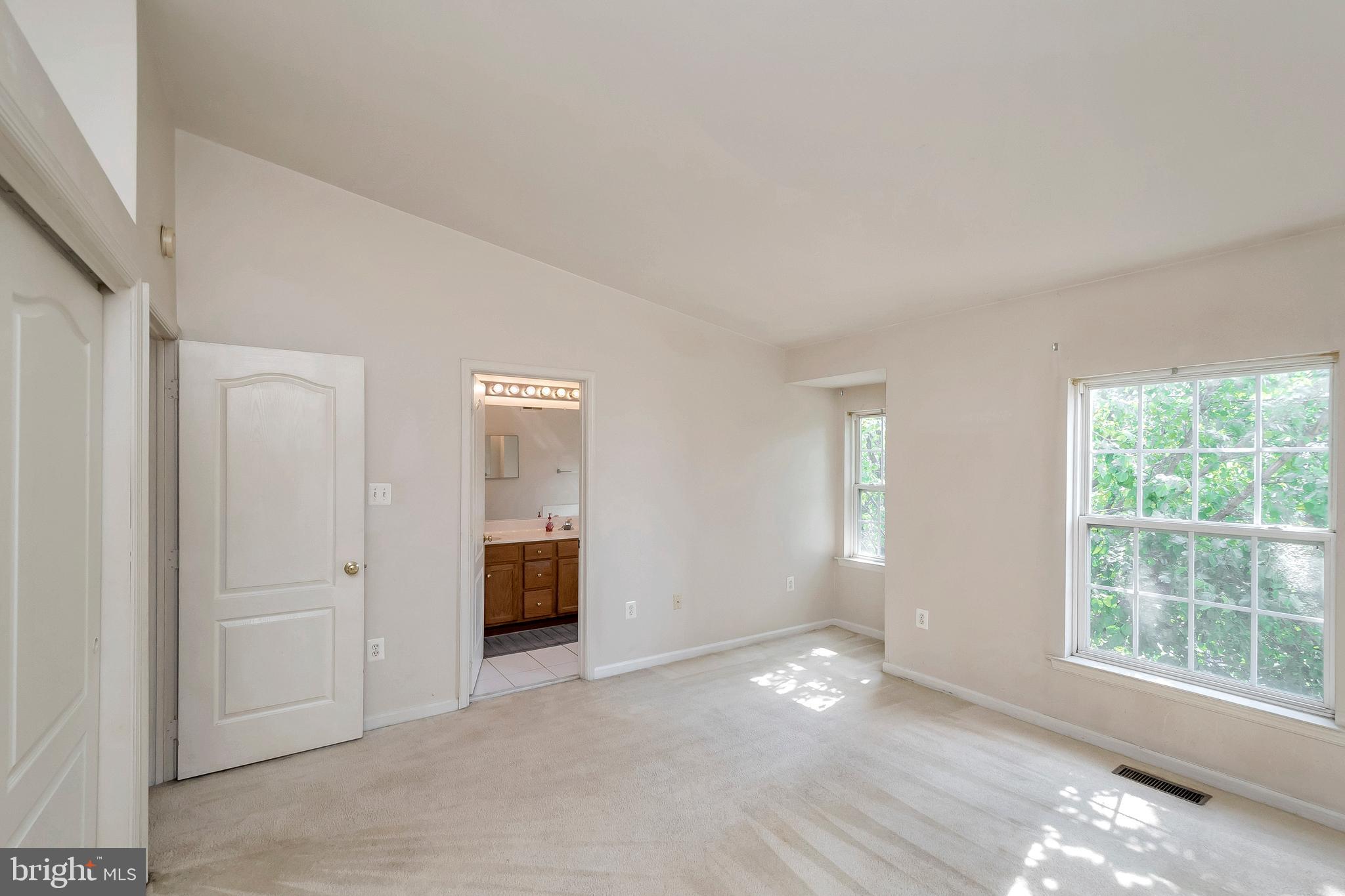 GUNSTON CORNER - Residential