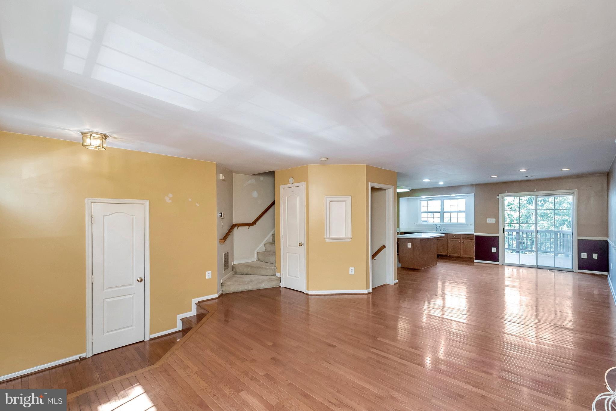 GUNSTON CORNER - Residential