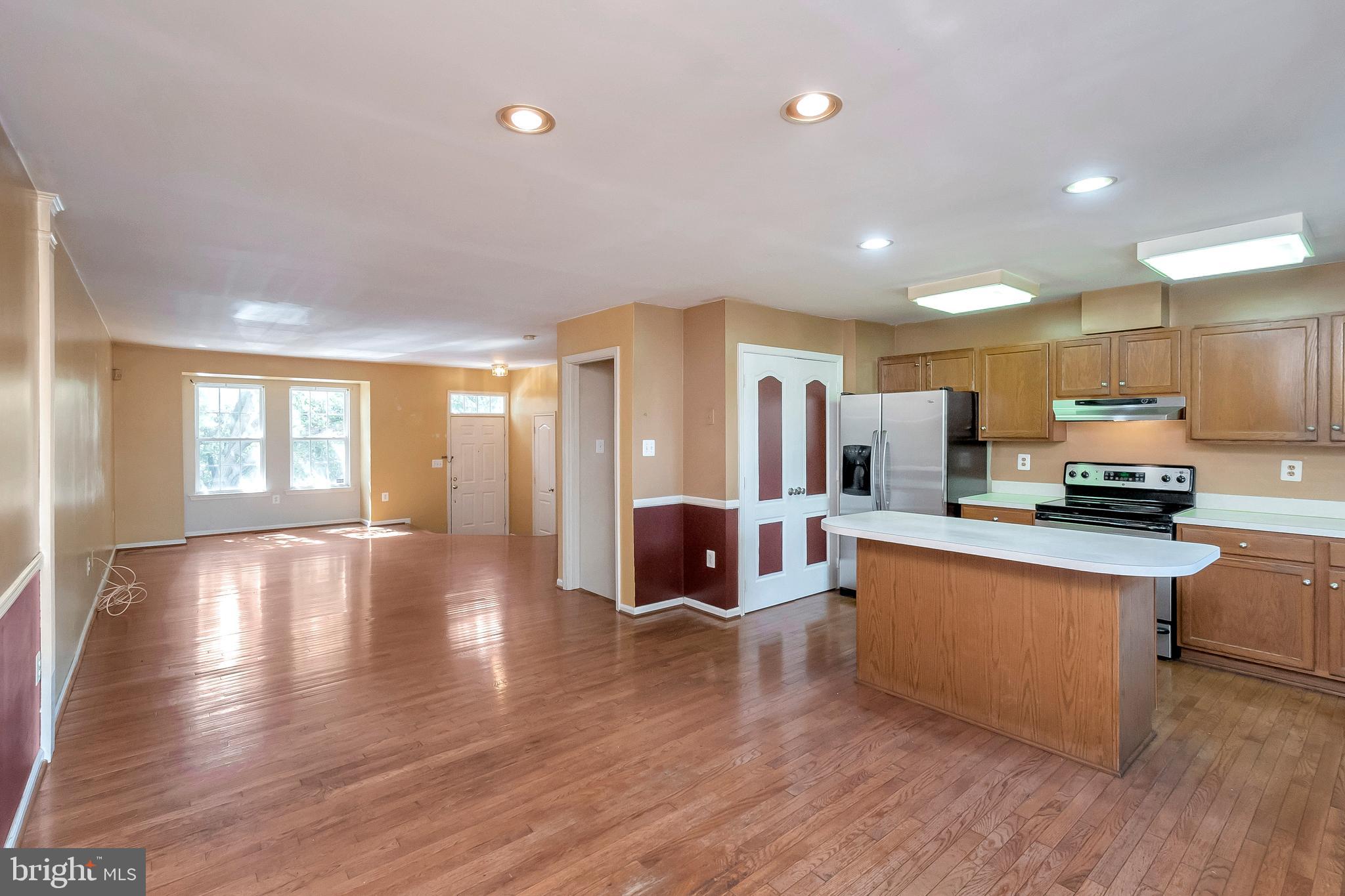 GUNSTON CORNER - Residential