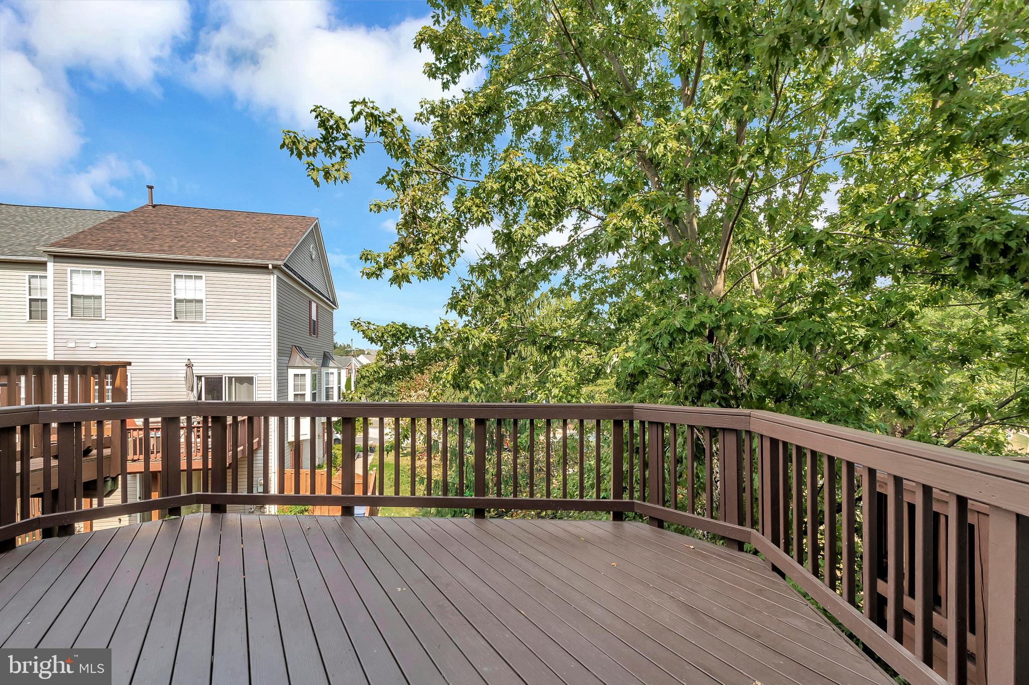 GUNSTON CORNER - Residential