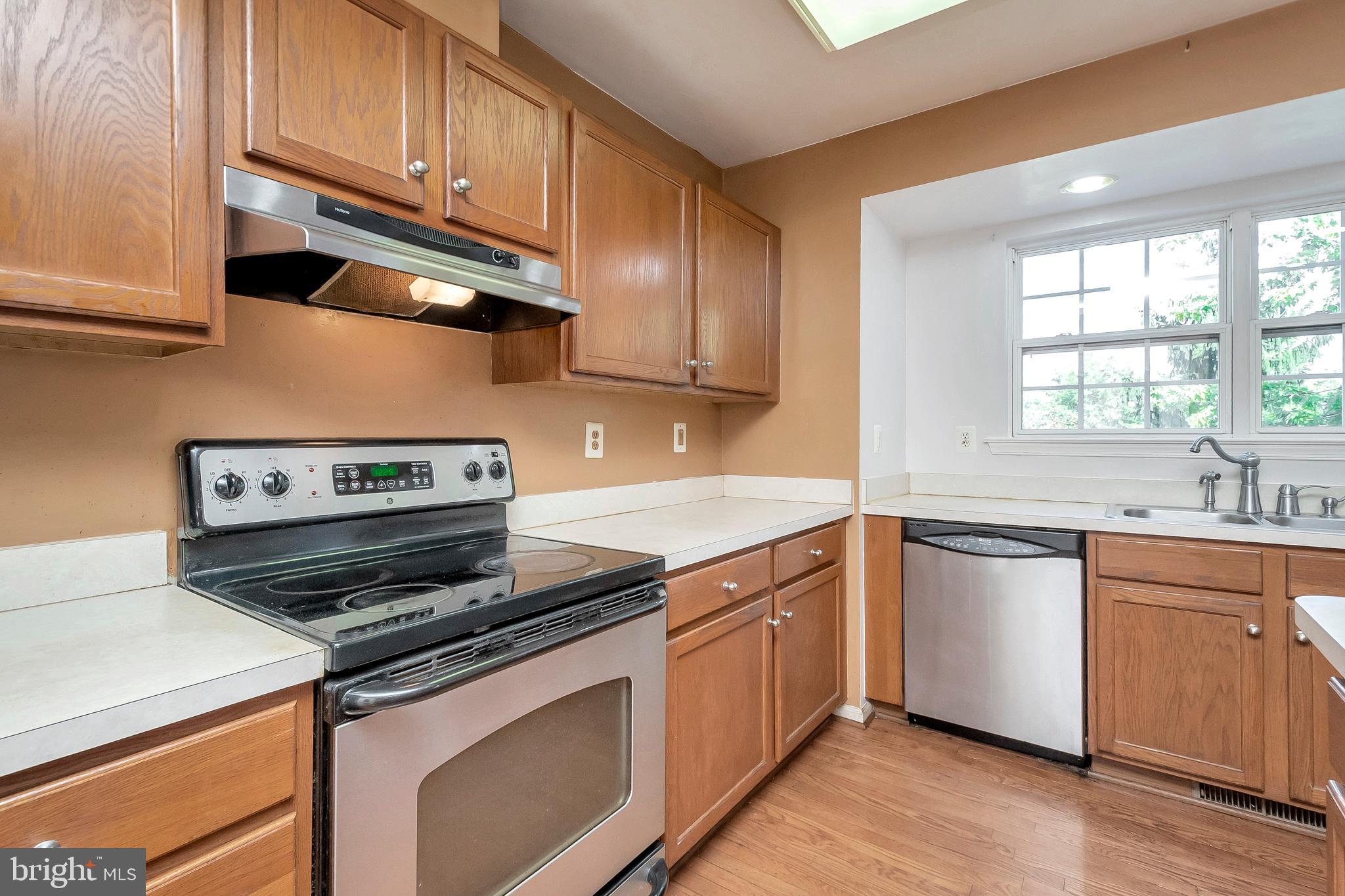 GUNSTON CORNER - Residential