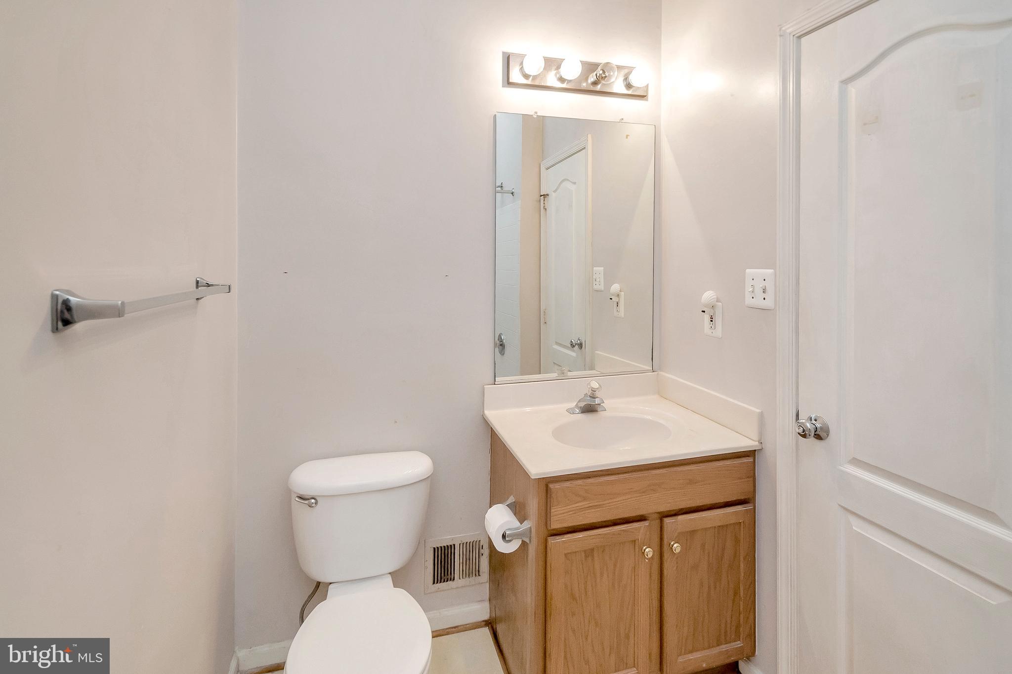 GUNSTON CORNER - Residential