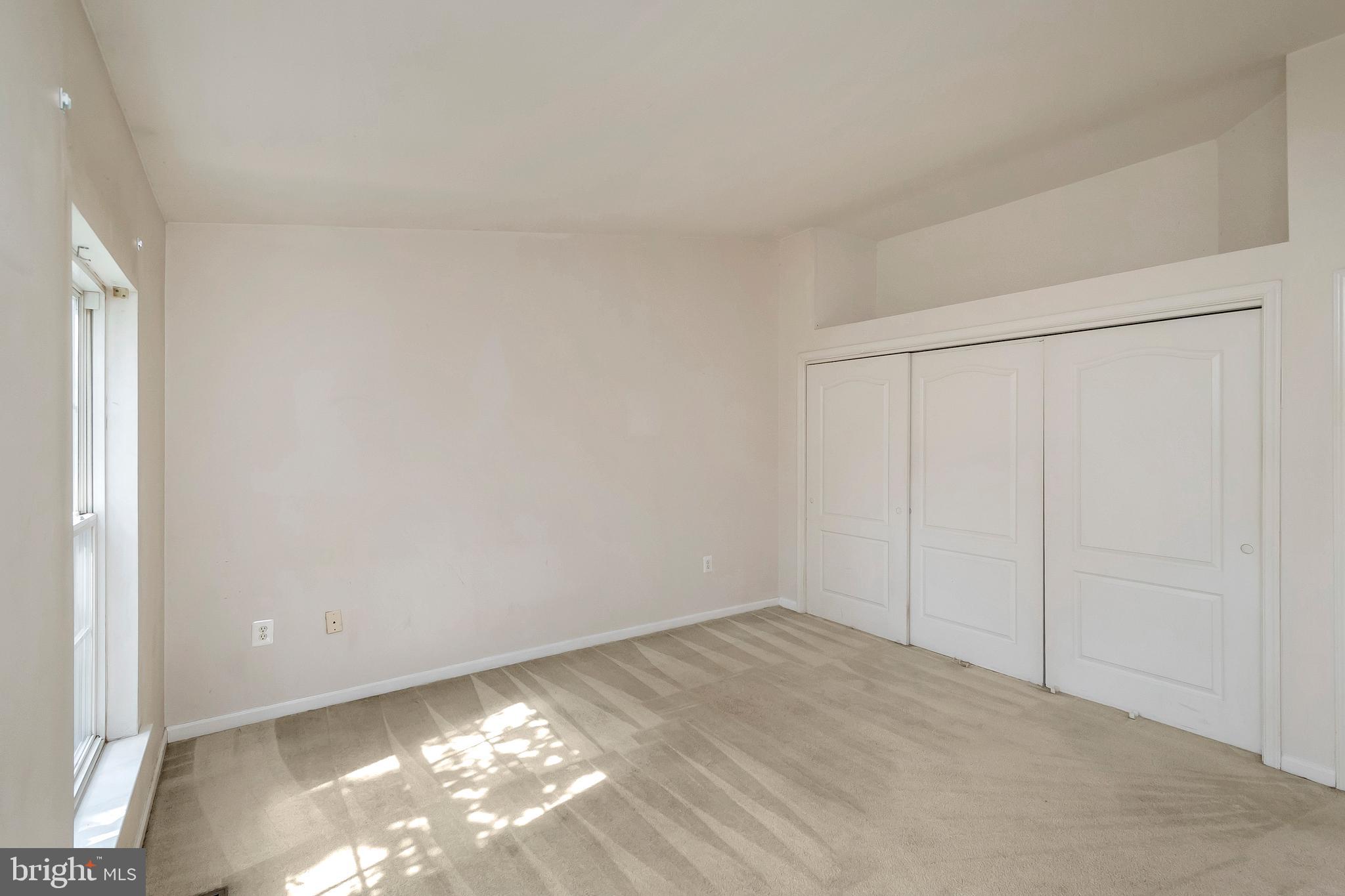 GUNSTON CORNER - Residential